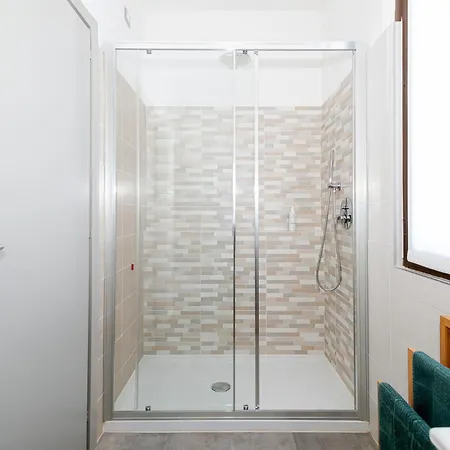 Apartman La Casa Nel Di Francesco Como