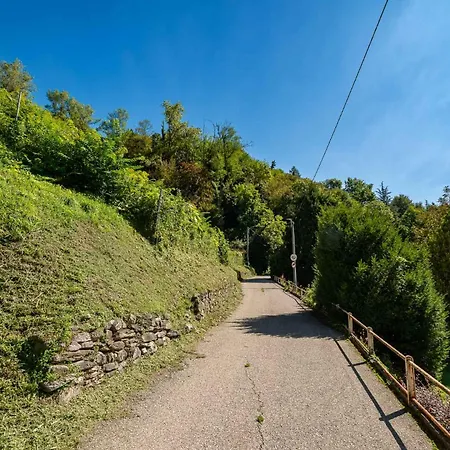 La Casa Nel Di Francesco Como